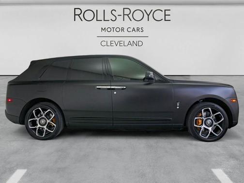 Black Diamond 2024 Rolls-Royce Cullinan Black Badge