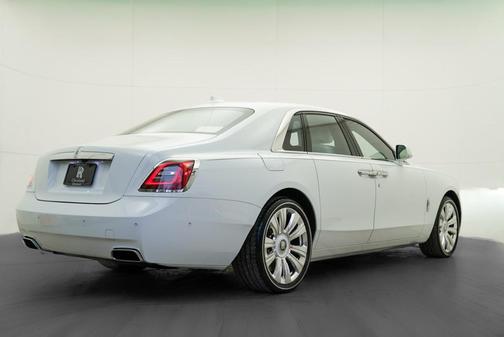 2022 Rolls-Royce Ghost 