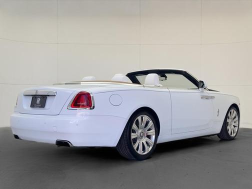 2018 Rolls-Royce Dawn 