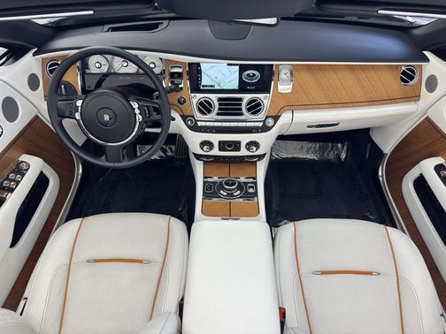 2018 Rolls-Royce Dawn 