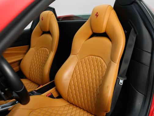 Rosso Corsa 2021 Ferrari F8 Spider