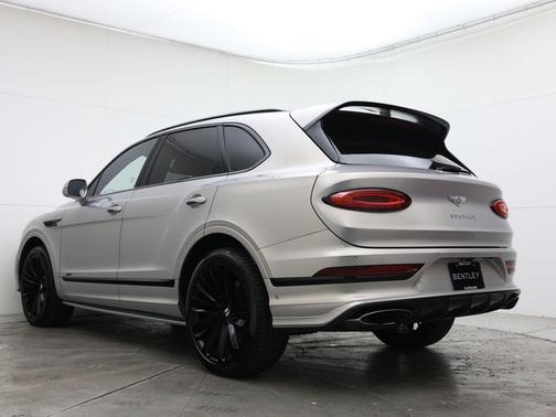 Extreme Silver 2021 Bentley Bentayga Speed