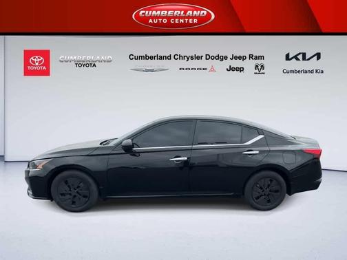 Black 2024 Nissan Altima 2.5 S