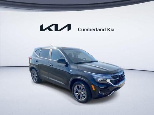 Fusion Orange 2026 Kia Seltos LX