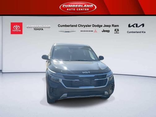 Fusion Orange 2026 Kia Seltos LX