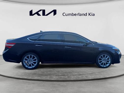 Attitude Black Metallic 2013 Toyota Avalon Limited