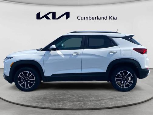 Summit White 2025 Chevrolet Trailblazer LT
