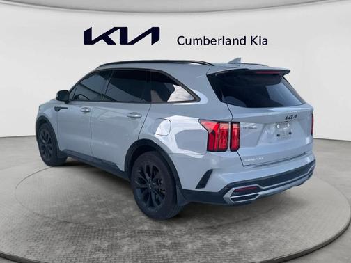 Wolf Gray 2023 Kia Sorento SX