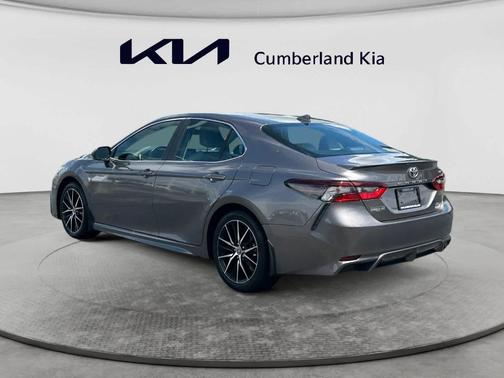 Predawn Gray Mica 2024 Toyota Camry SE