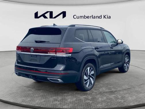 Deep Black Pearl Effect 2025 Volkswagen Atlas 2.0T SE