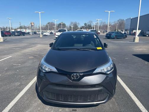 2021 Toyota C-HR XLE