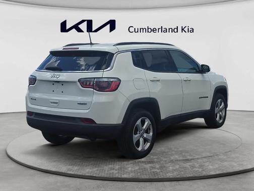 White Clearcoat 2018 Jeep Compass Latitude