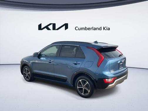 Mineral Blue 2026 Kia Niro SX