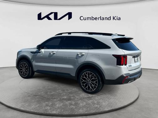 Wolf Gray 2024 Kia Sorento SX
