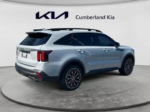 Wolf Gray 2024 Kia Sorento SX
