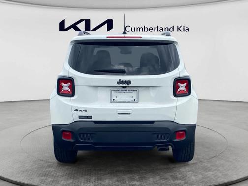 Alpine White Clearcoat 2021 Jeep Renegade Latitude