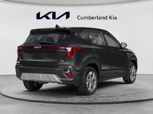 Fusion Orange 2026 Kia Seltos LX