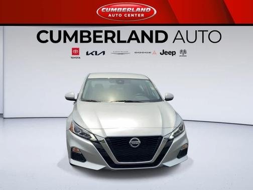 Brilliant Silver Metallic 2022 Nissan Altima 2.5 SV