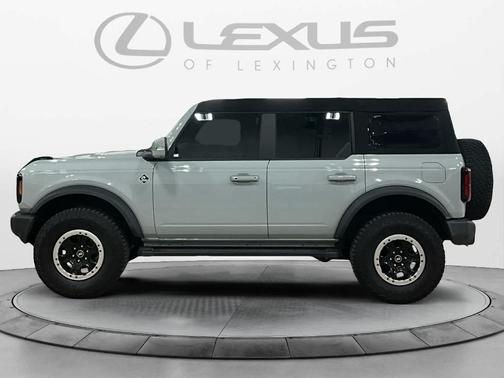 Cactus Green / Gray 2024 Ford Bronco Outer Banks