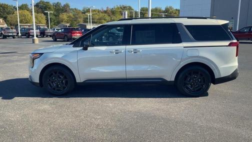 2026 Kia Carnival Hybrid SX