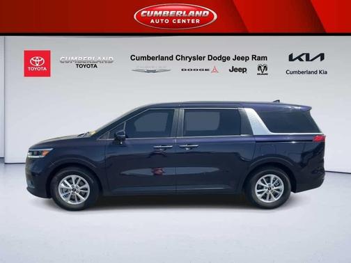 2022 Kia Carnival LX