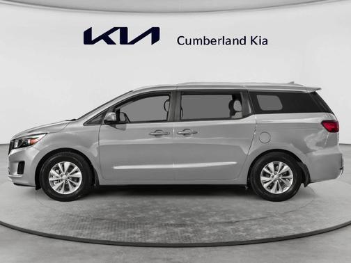 Silky Silver 2018 Kia Sedona SX