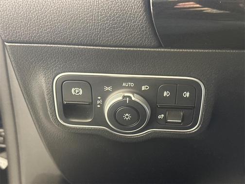 2025 Mercedes-Benz GLA 250 Base