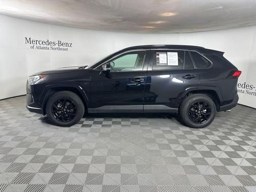 Midnight Black Metallic 2021 Toyota RAV4 XLE