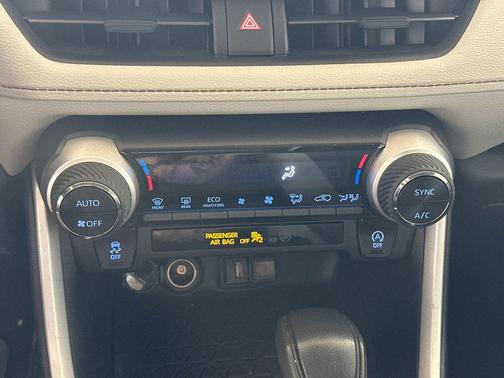 Midnight Black Metallic 2021 Toyota RAV4 XLE