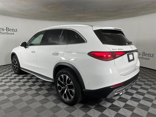 2025 Mercedes-Benz GLC 350e Base 4MATIC
