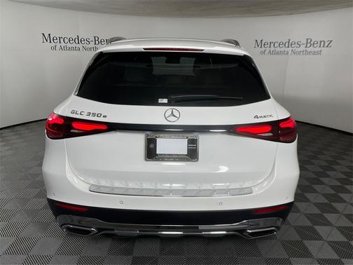 2025 Mercedes-Benz GLC 350e Base 4MATIC