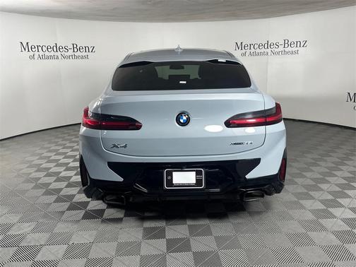 2023 BMW X4 xDrive30i