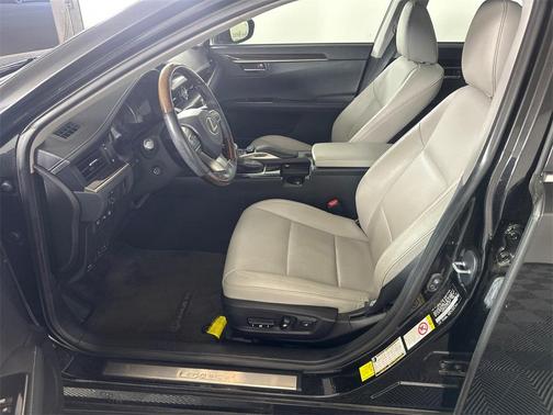 2018 Lexus ES 350 Base