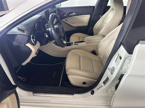 2018 Mercedes-Benz CLA 250 Base