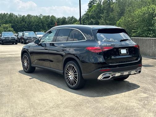 2025 Mercedes-Benz GLC 300 Base 4MATIC