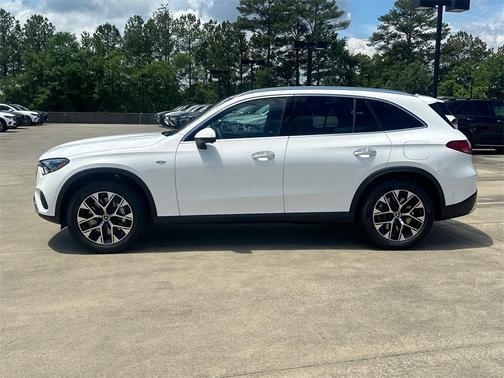 2025 Mercedes-Benz GLC 350e Base 4MATIC