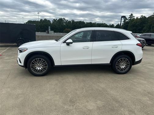 2026 Mercedes-Benz GLC 300 Base