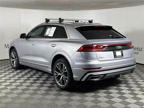 2021 Audi Q8 55 Premium Plus