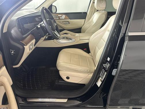 2023 Mercedes-Benz GLS 450 4MATIC