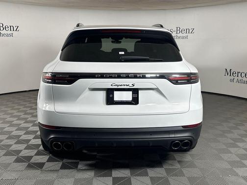 White 2021 Porsche Cayenne S
