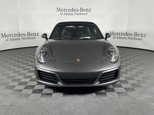2017 Porsche 911 Carrera