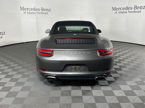2017 Porsche 911 Carrera