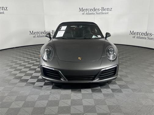 2017 Porsche 911 Carrera