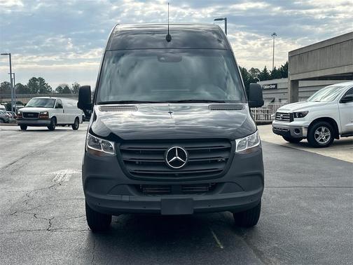 2023 Mercedes-Benz Sprinter 2500 170 WB