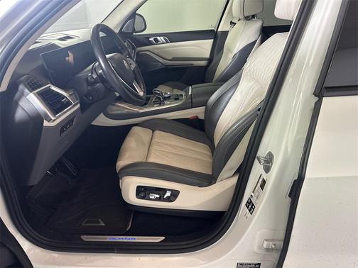 2024 BMW ALPINA XB7 Base