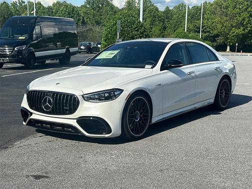 2025 Mercedes-Benz AMG S 63 E Base