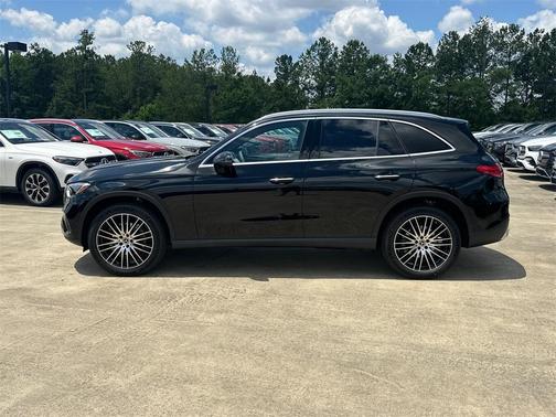 2025 Mercedes-Benz GLC 300 Base 4MATIC
