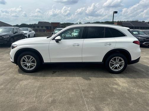 2025 Mercedes-Benz GLC 300 Base