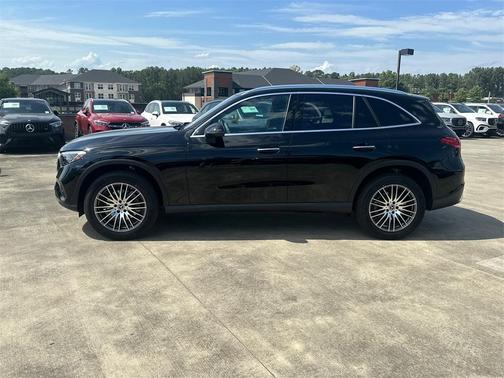 2025 Mercedes-Benz GLC 300 Base 4MATIC