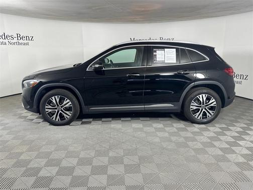 2025 Mercedes-Benz GLA 250 Base